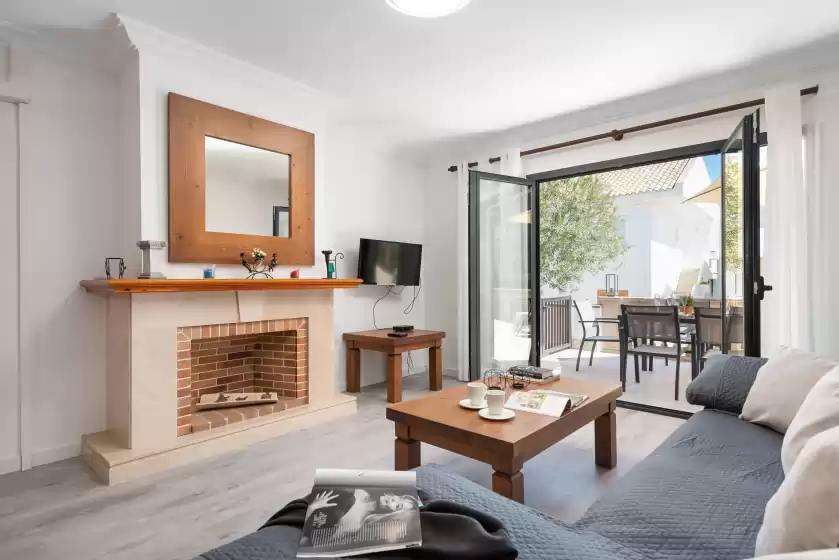 Holiday rentals in Villa canta, Platja de Muro