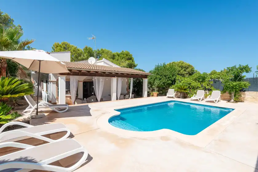 Holiday rentals in Ca na matas, Son Serra de Marina