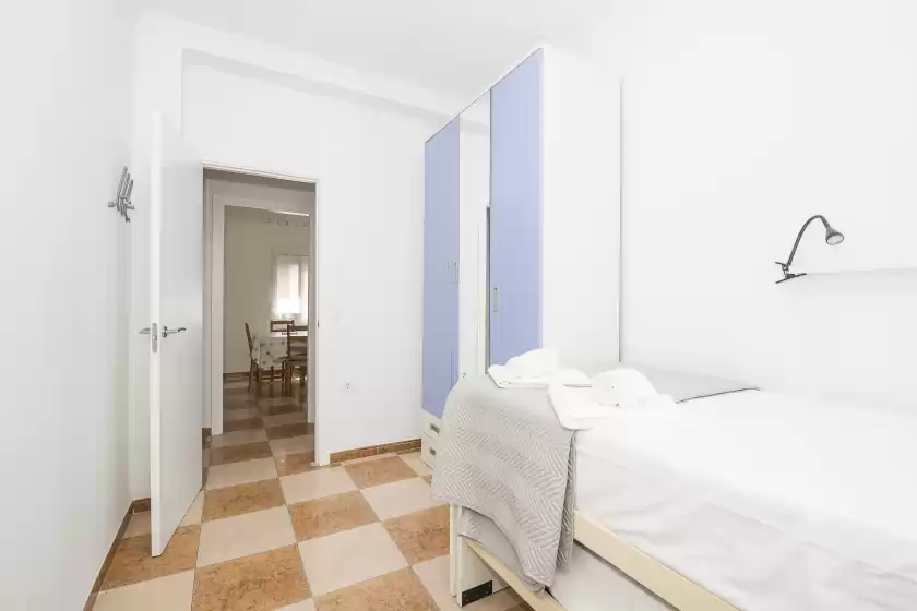 Holiday rentals in Velbar, Cádiz