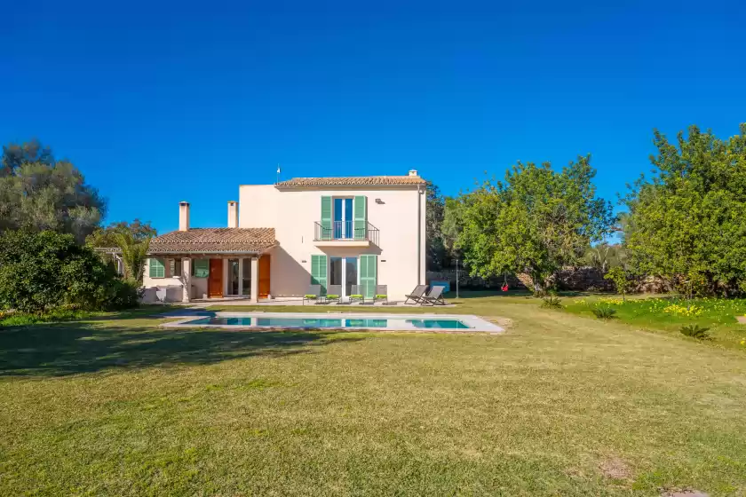 Holiday rentals in Ses set tanques de son fosquet, Llucmajor