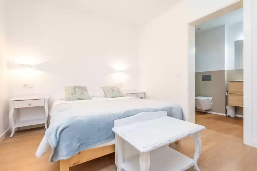 Holiday rentals in Ses set tanques de son fosquet, Llucmajor