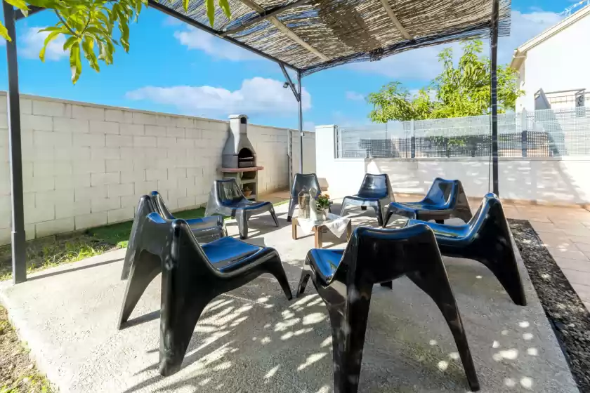 Holiday rentals in Coll groc, Grau i Platja