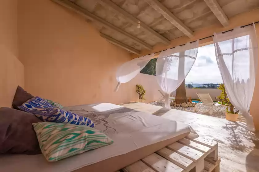 Holiday rentals in Sa teulera (sant joan), Sant Joan