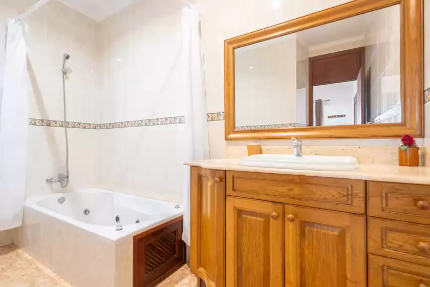 Holiday rentals in Sa teulera (sant joan), Sant Joan