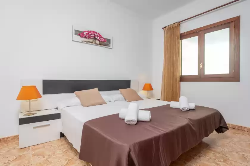 Holiday rentals in Sa teulera (sant joan), Sant Joan