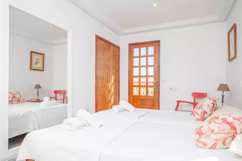 Holiday rentals in Casa judith, Muro