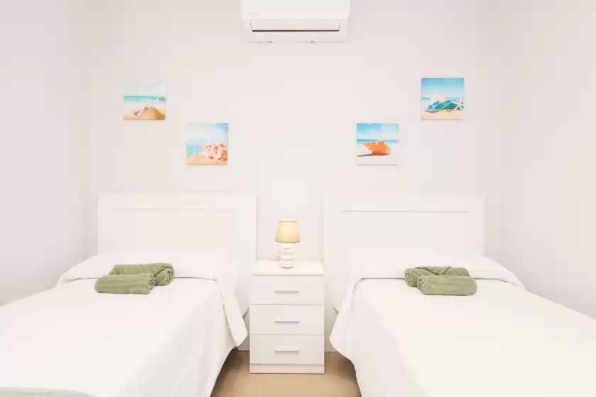 Holiday rentals in Las camelias, Chiclana de la Frontera