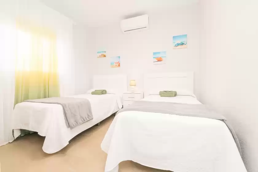 Holiday rentals in Las camelias, Chiclana de la Frontera