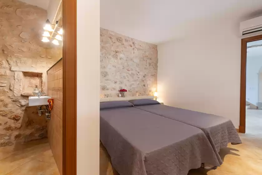 Holiday rentals in Cas batlet, s'Horta