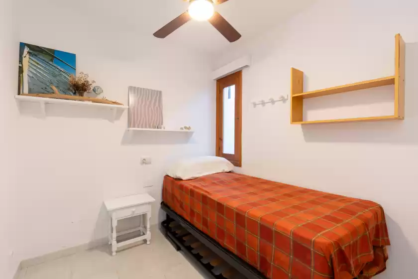 Holiday rentals in Clarona, Ciutadella