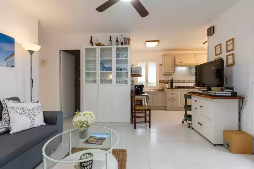 Holiday rentals in Clarona, Ciutadella