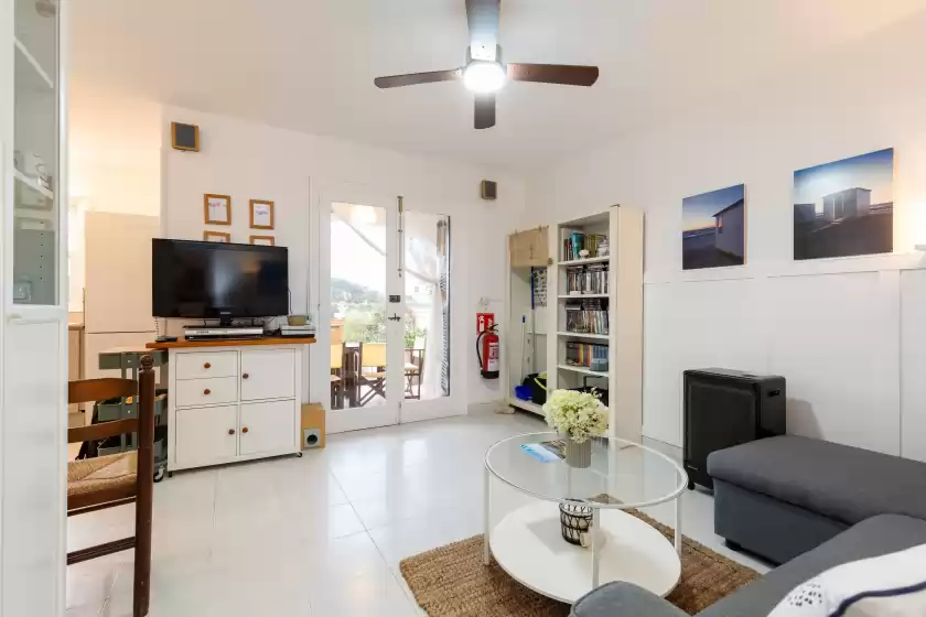 Holiday rentals in Clarona, Ciutadella