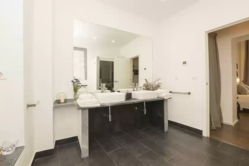 Holiday rentals in Luxe madre de dios, Sanlúcar de Barrameda