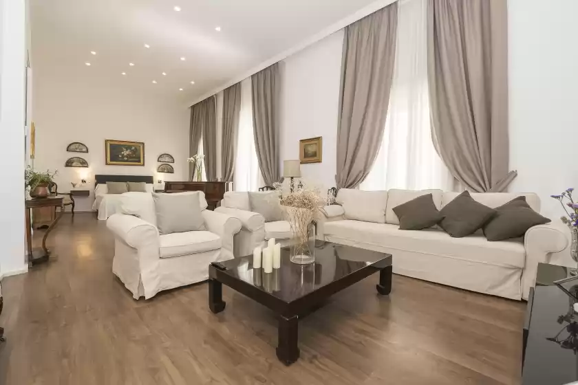 Holiday rentals in Luxe madre de dios, Sanlúcar de Barrameda