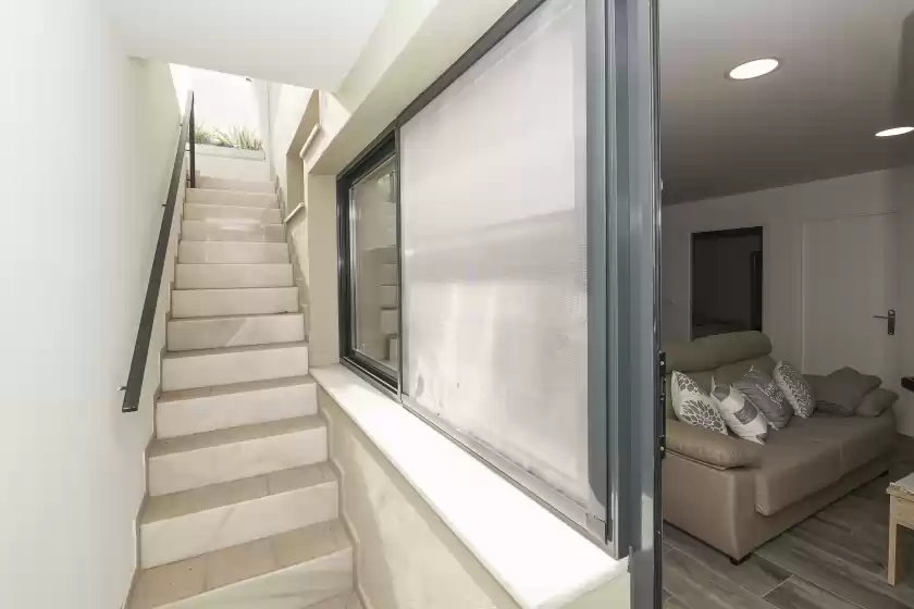 Holiday rentals in Apartamento tom-isi, Rota