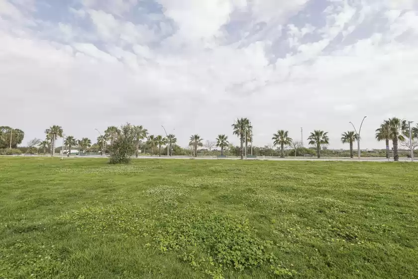 Holiday rentals in Apartamento tom-isi, Rota