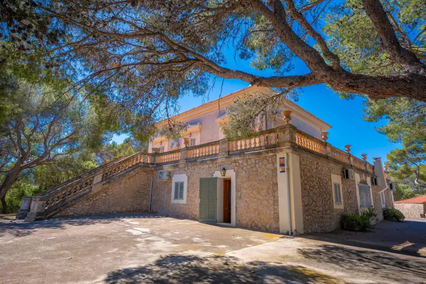 Holiday rentals in Son muntaner, Palma