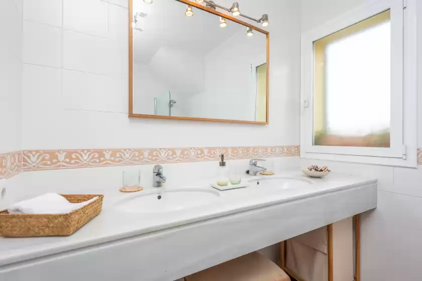 Holiday rentals in Xilvar, Alcanada