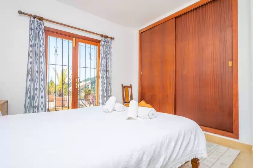 Holiday rentals in Villa es putchet, Bunyola