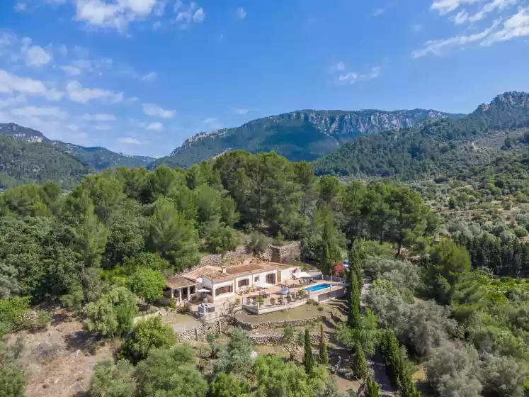 Holiday rentals in Villa es putchet, Bunyola