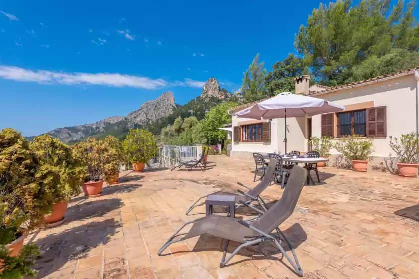 Holiday rentals in Villa es putchet, Bunyola