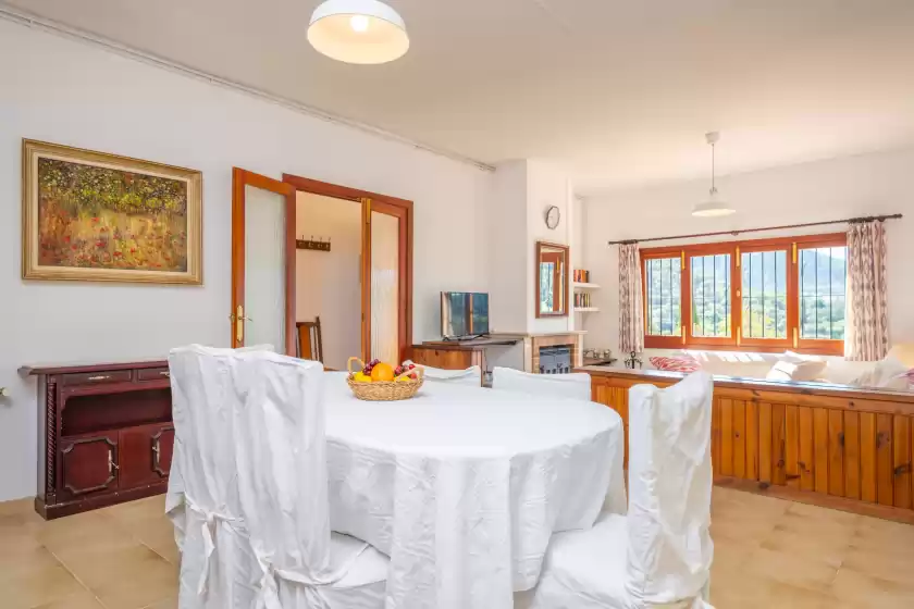 Holiday rentals in Villa es putchet, Bunyola