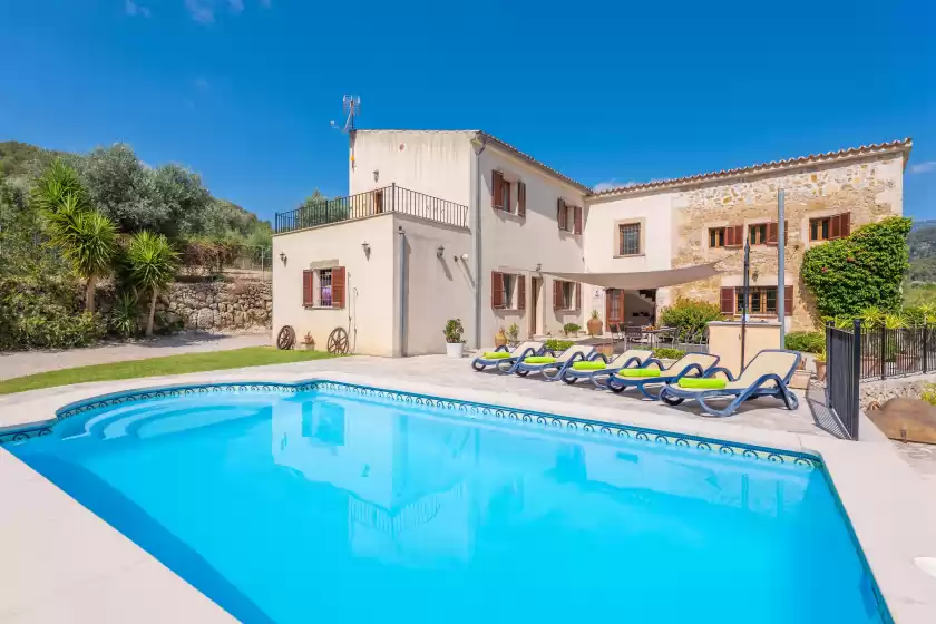 Holiday rentals in Sa corterada