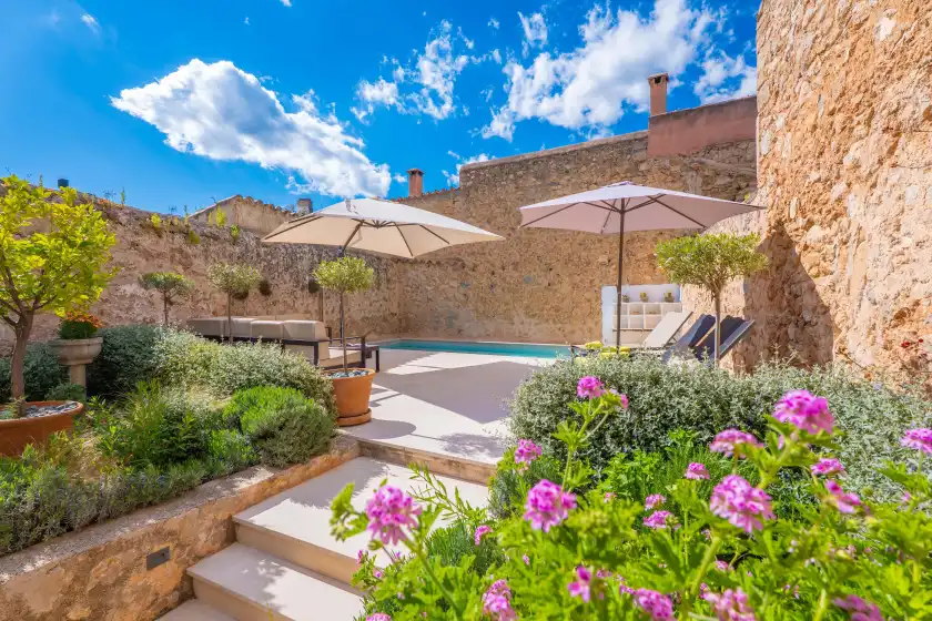 Holiday rentals in Can serp, Alaró