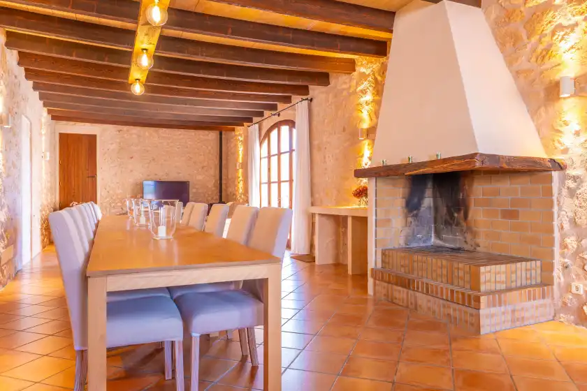 Holiday rentals in Son rossinyol nou, Campos