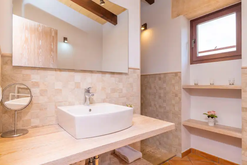 Holiday rentals in Son rossinyol nou, Campos