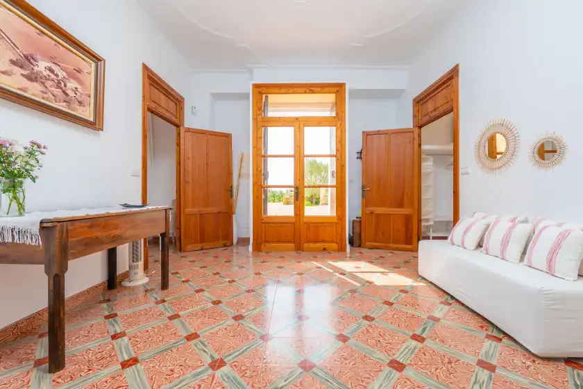 Holiday rentals in Son rossinyol nou, Campos