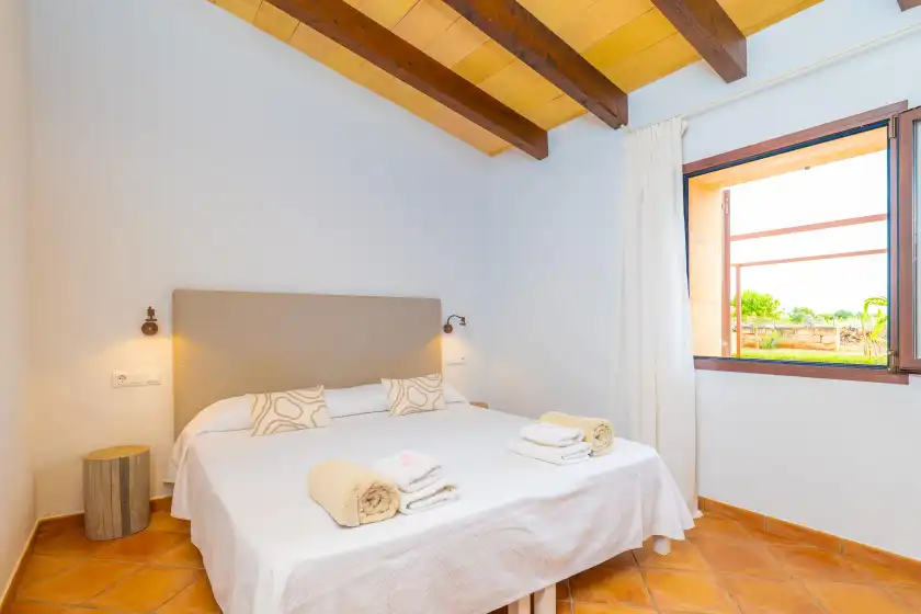 Holiday rentals in Son rossinyol nou, Campos