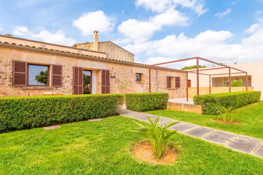 Holiday rentals in Son rossinyol nou, Campos