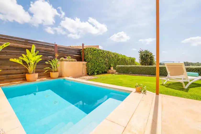 Holiday rentals in Son rossinyol nou (ses figueretes), Campos