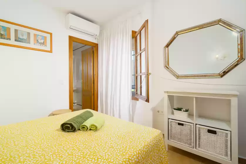 Holiday rentals in Mirall,