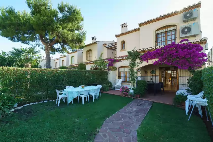 Holiday rentals in Mirall,