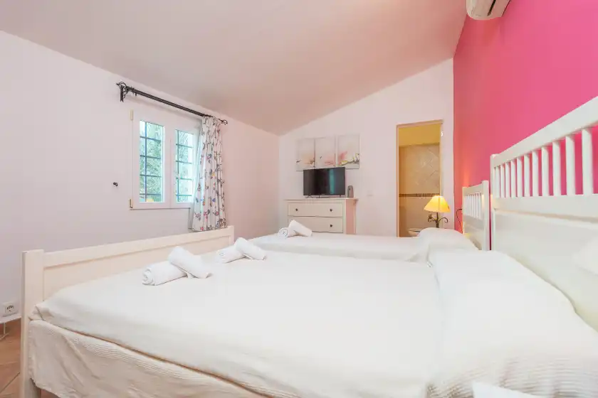 Holiday rentals in Can somni, ses Salines