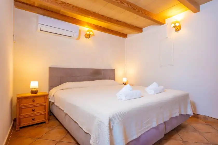 Holiday rentals in Can somni, ses Salines