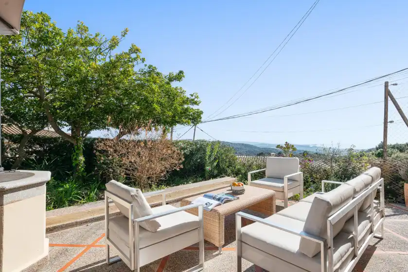 Holiday rentals in Can cabellut, Galilea