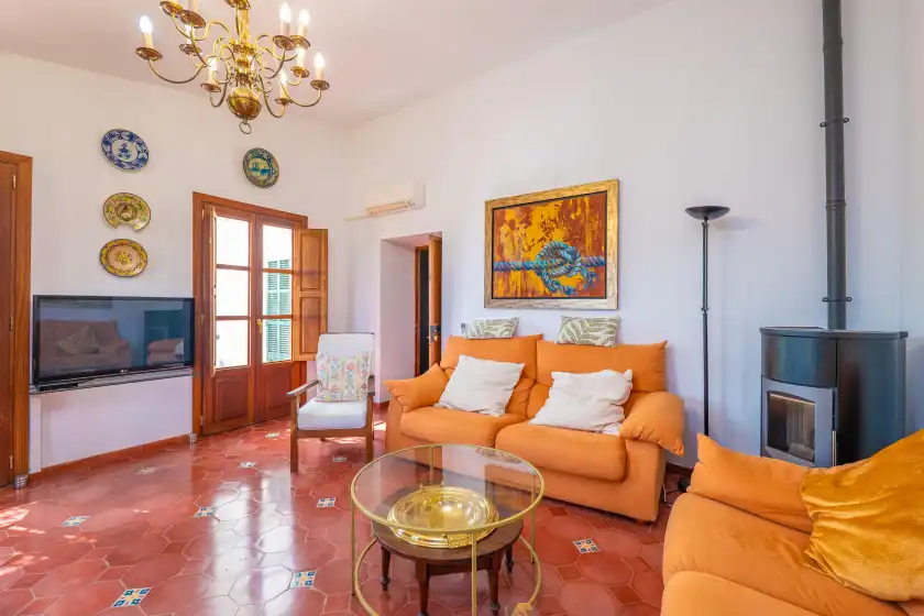 Holiday rentals in Son corcó, Consell