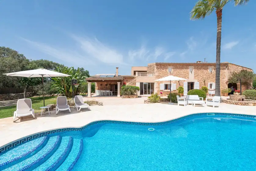 Holiday rentals in Can puig