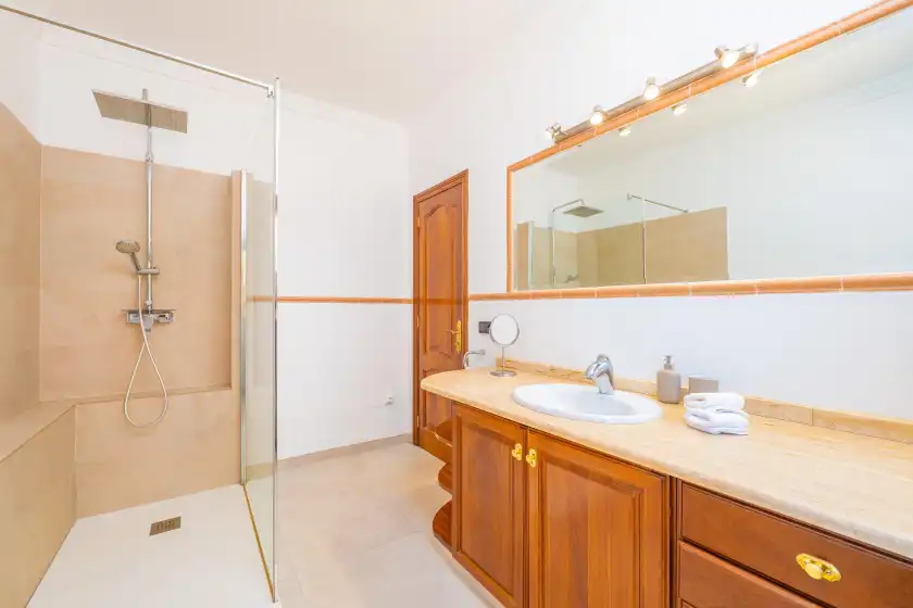 Holiday rentals in Marina blau, Llucmajor