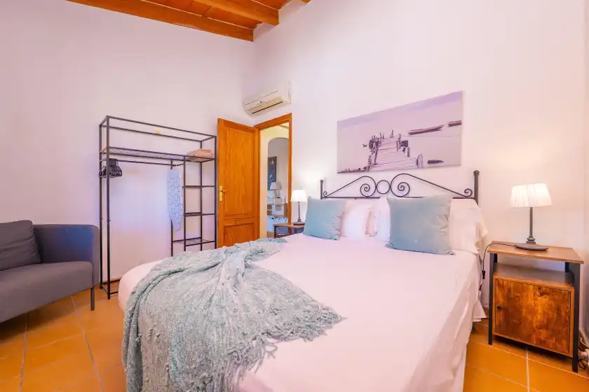 Holiday rentals in Can gallu - adults only, Moscari