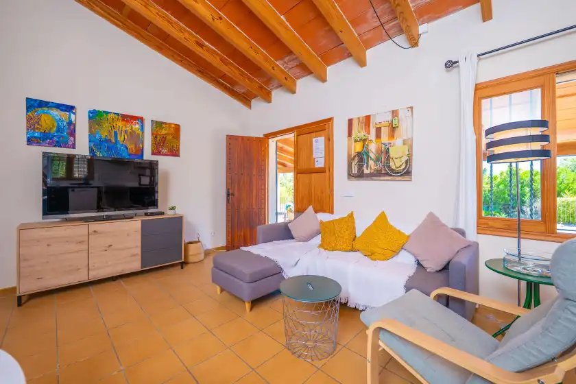 Holiday rentals in Can gallu - adults only, Moscari