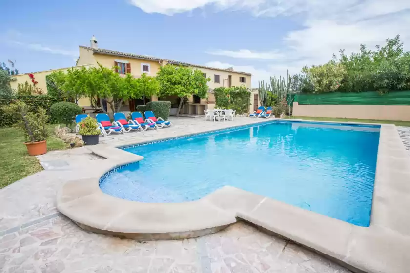 Holiday rentals in Can verga, Pollença