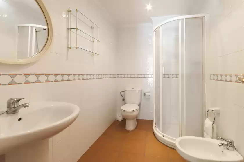 Holiday rentals in Comtessa,