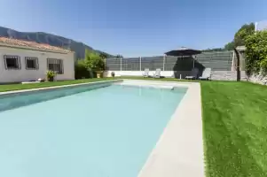 Cova de l'aire - Holiday rentals in Barx