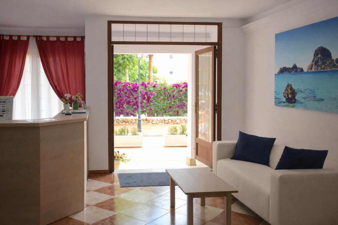 Interior living area at Hotel Antares Hab. Familiar in Spain