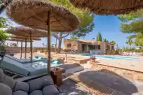 Holiday rentals in Banc doli
