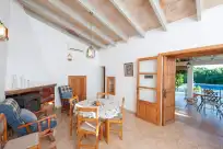 Holiday rentals in Sa sini